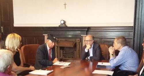 Il vicegovernatore della Regione con delega alla Salute, Riccardo Riccardi (secondo da destra) incontra i rappresentati della Consulta regionale dei disabili guidata dal presidente Mario Brancati (terzo da destra) – Trieste 12/06/2018